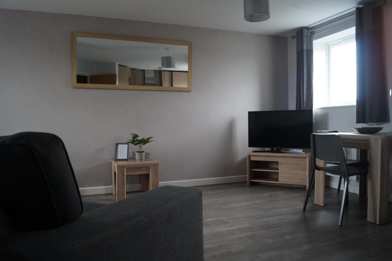 Chapel Court Apartments 캐녹 외부 사진