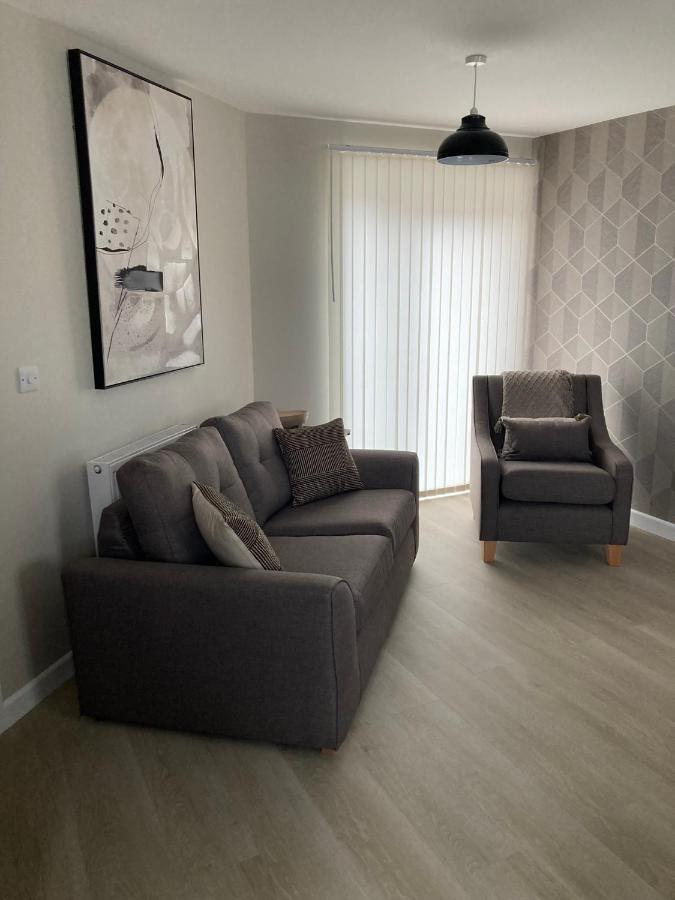 Chapel Court Apartments 캐녹 외부 사진
