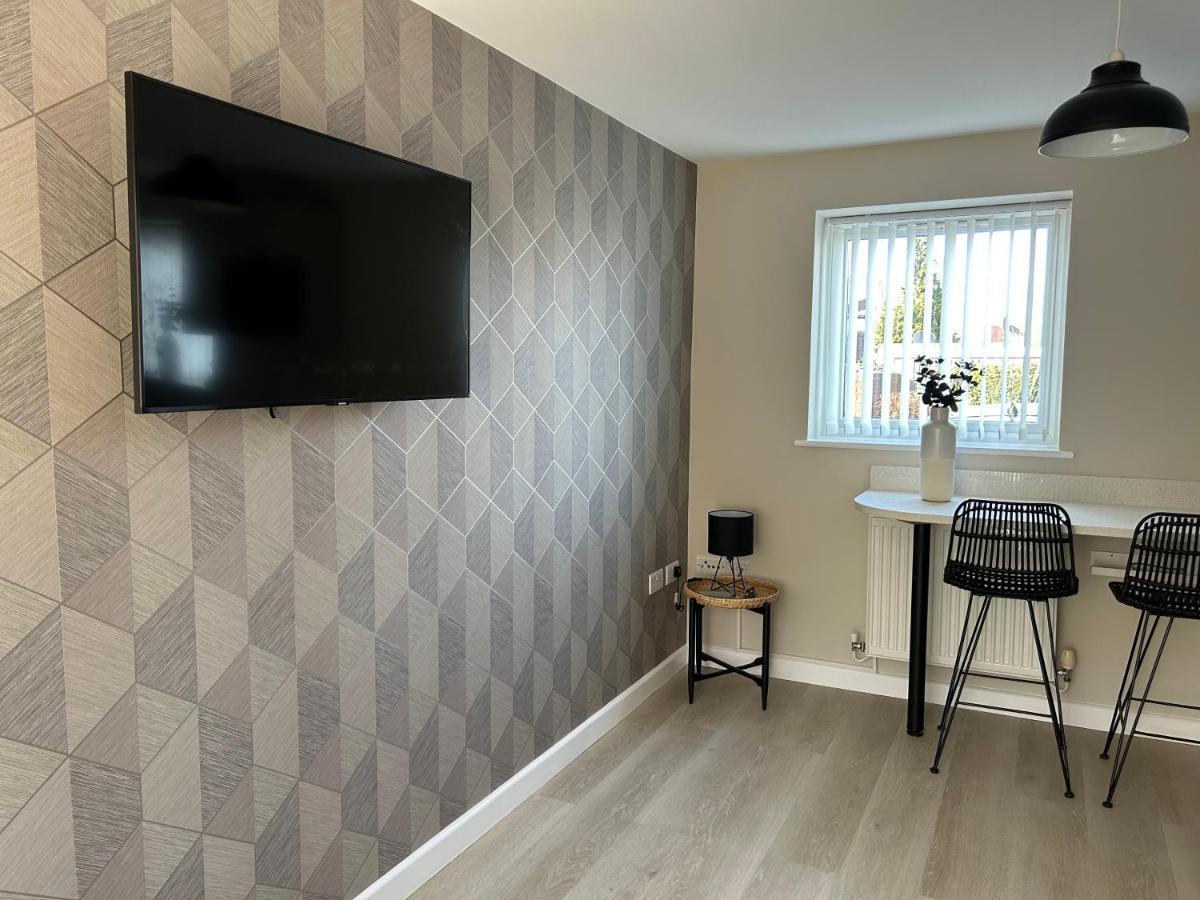 Chapel Court Apartments 캐녹 외부 사진